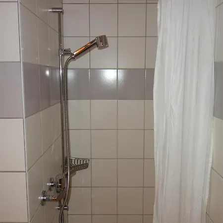 Welcoming With Balcony *