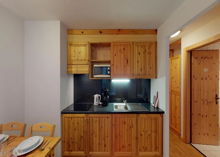 Welcoming With Balcony アパート ナンダ